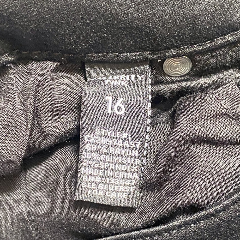 Celebrity Pink Black Wash Walker Skinny Jean - Picture 3 of 4